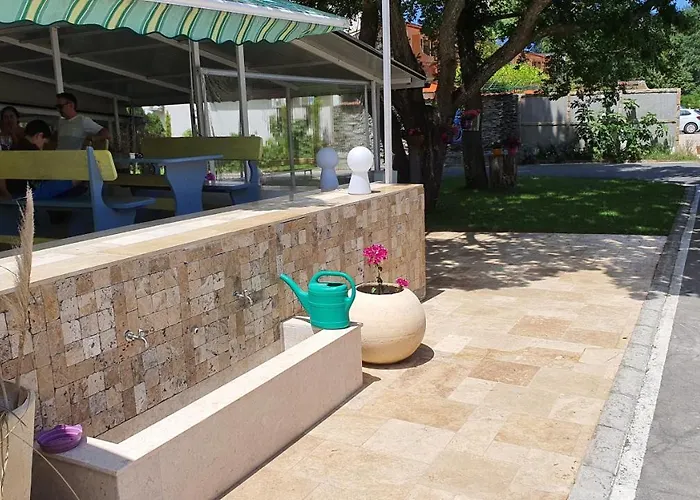 чар 2* Приморско