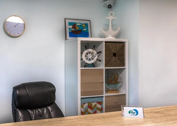 чар Хотел 2*