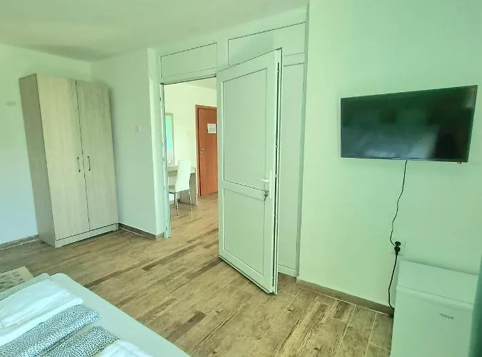 чар 2* Приморско