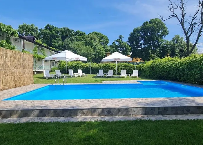 чар 2* Приморско